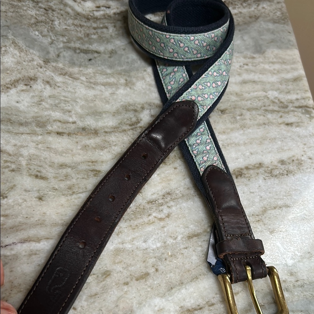 Vineyard Vines clubhouse Lacrosse Leather/Brass Buckle  Belt 38 Green/pink mens